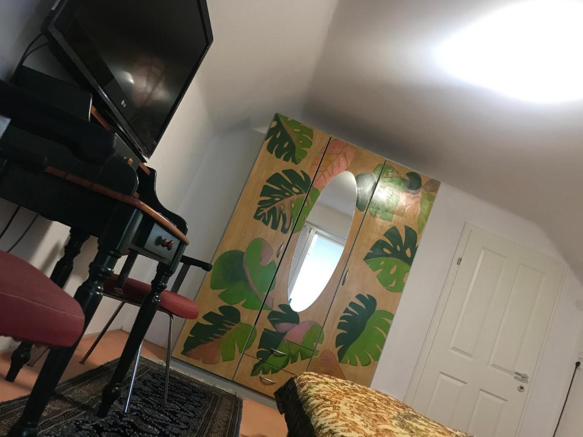 Ferienwohnung Bei Annerl Gmunden Exterior foto